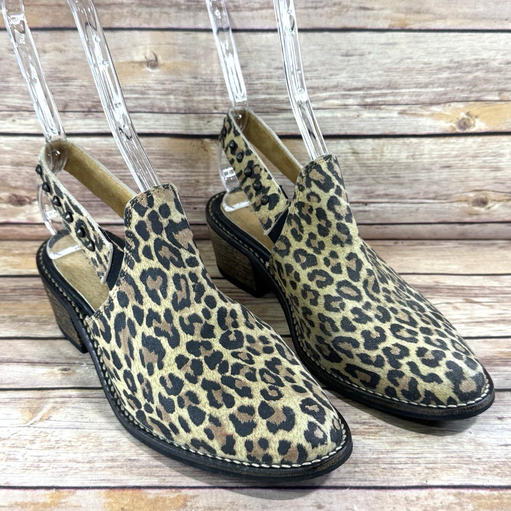 Very Volatile Womens Leopard Print Adamo Studded Slingback Mule Booties 7